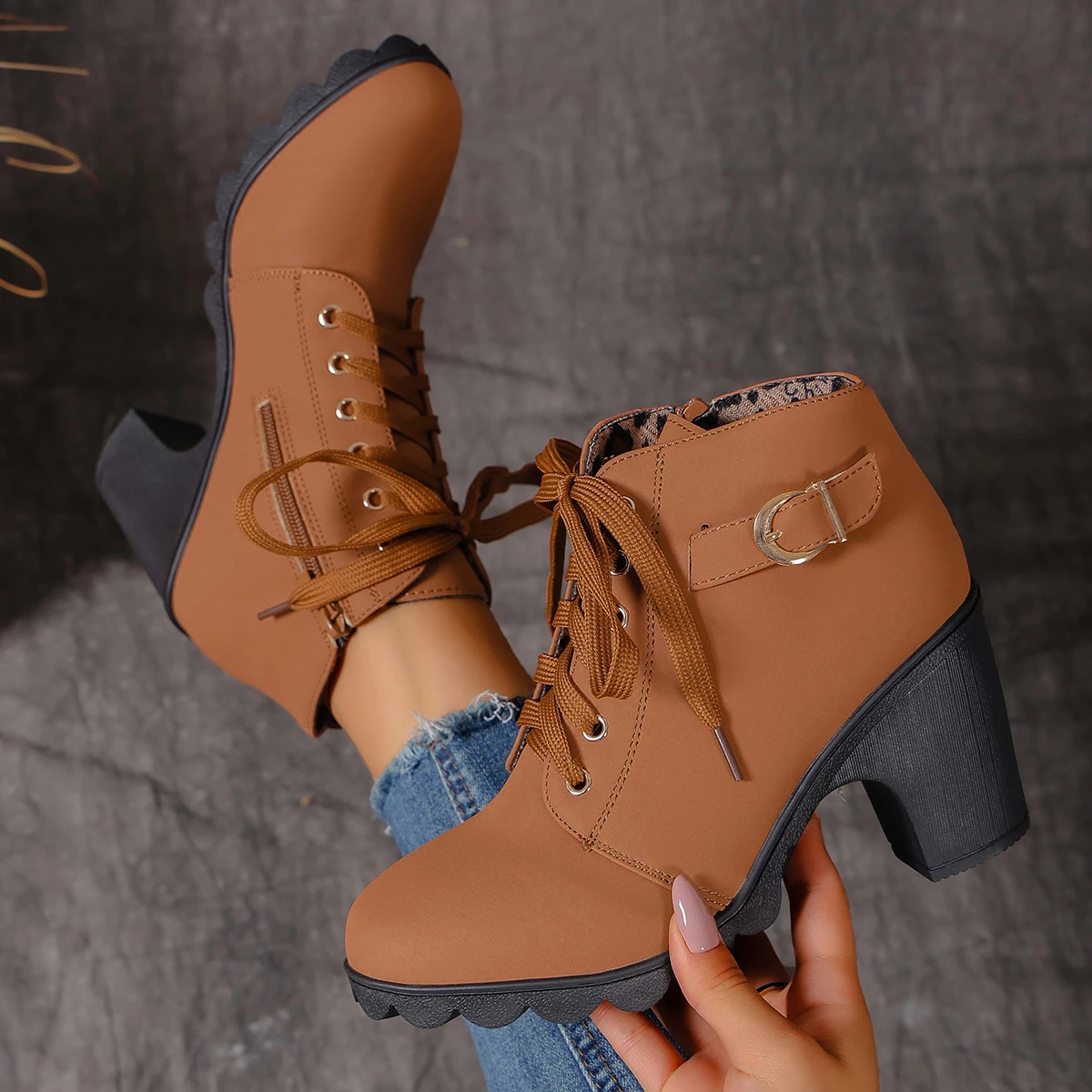 

Женские ботинки, черные туфли на высоком каблуке с пряжкой для женщин, туфли на платформе больших размеров, ботильоны со шнуровкой, весенние модные уличные туфли-лодочки