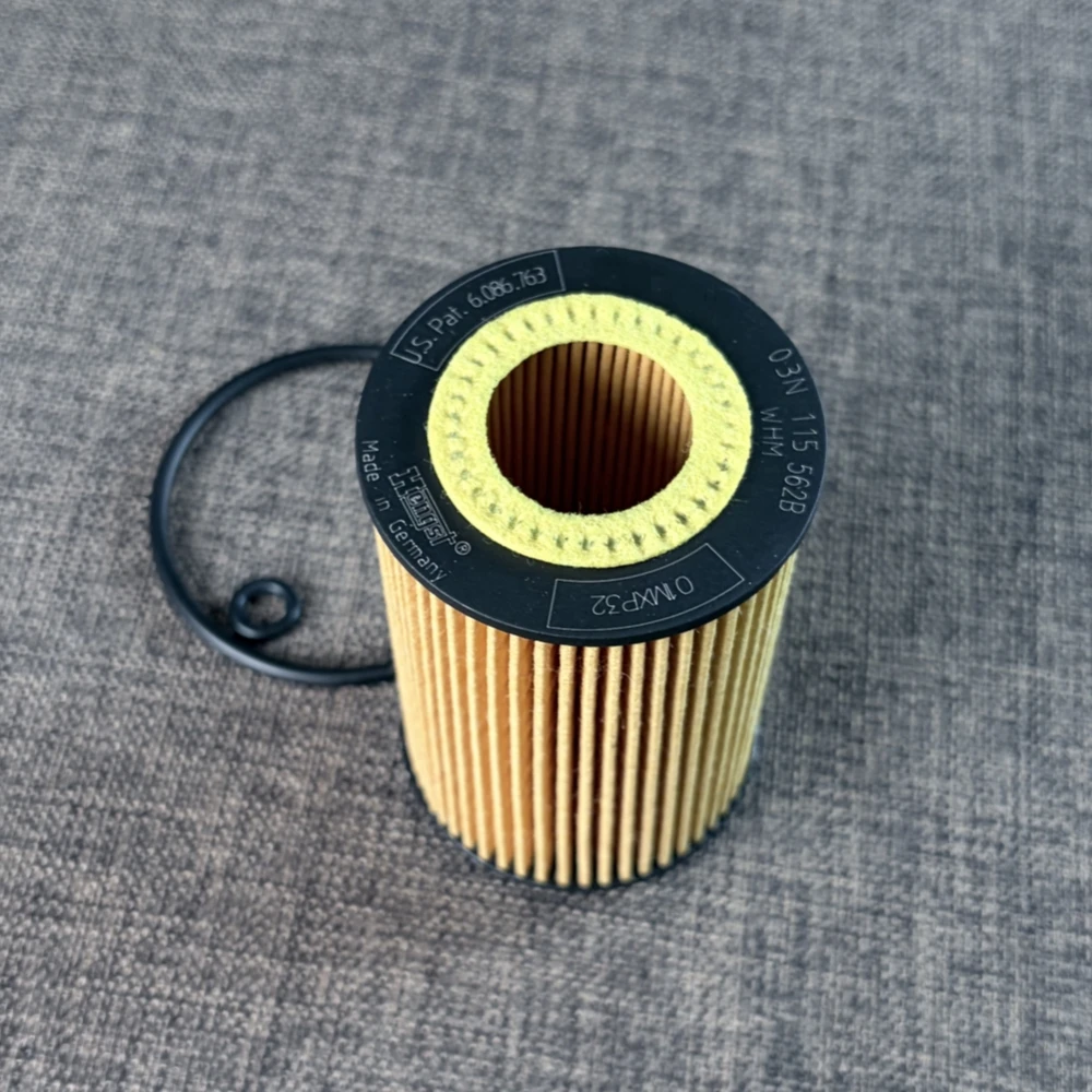 03N115562B Engine Oil Filter for Audi Seat Skoda VW 1.6 TDI 2.0 TDI OE 03N115466 03N115562 03N115562B
