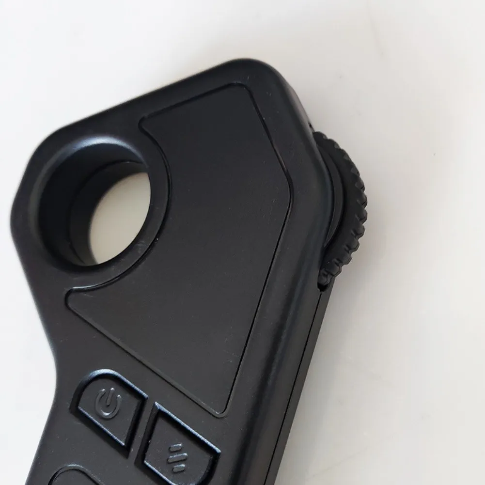 Electric Skateboard 2.4GHz Transmitter Remote Featuring Cruise Mode Speed Retention and Separate Speed and Brake Level Selection