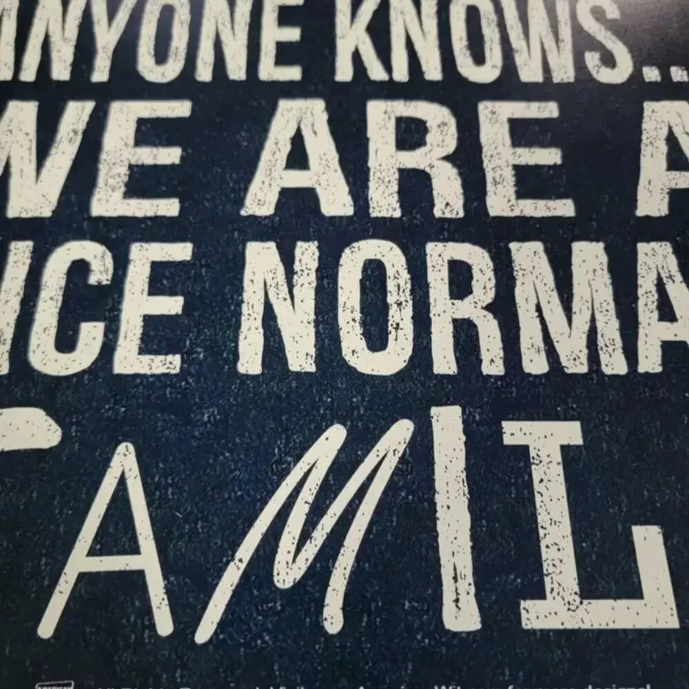 تذكر بعيدًا كما يعرف أي شخص، نحن علامة معدنية عادية لطيفة، ديكور عائلي مضحك، لوحة جدارية منزلية مضحكة