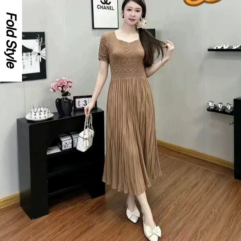 

2026 Elegant Solid Color Dress V-neck Temperament High-end Sense Thin Waist A-word Summer Comfortable Seaside Vacation Skirt