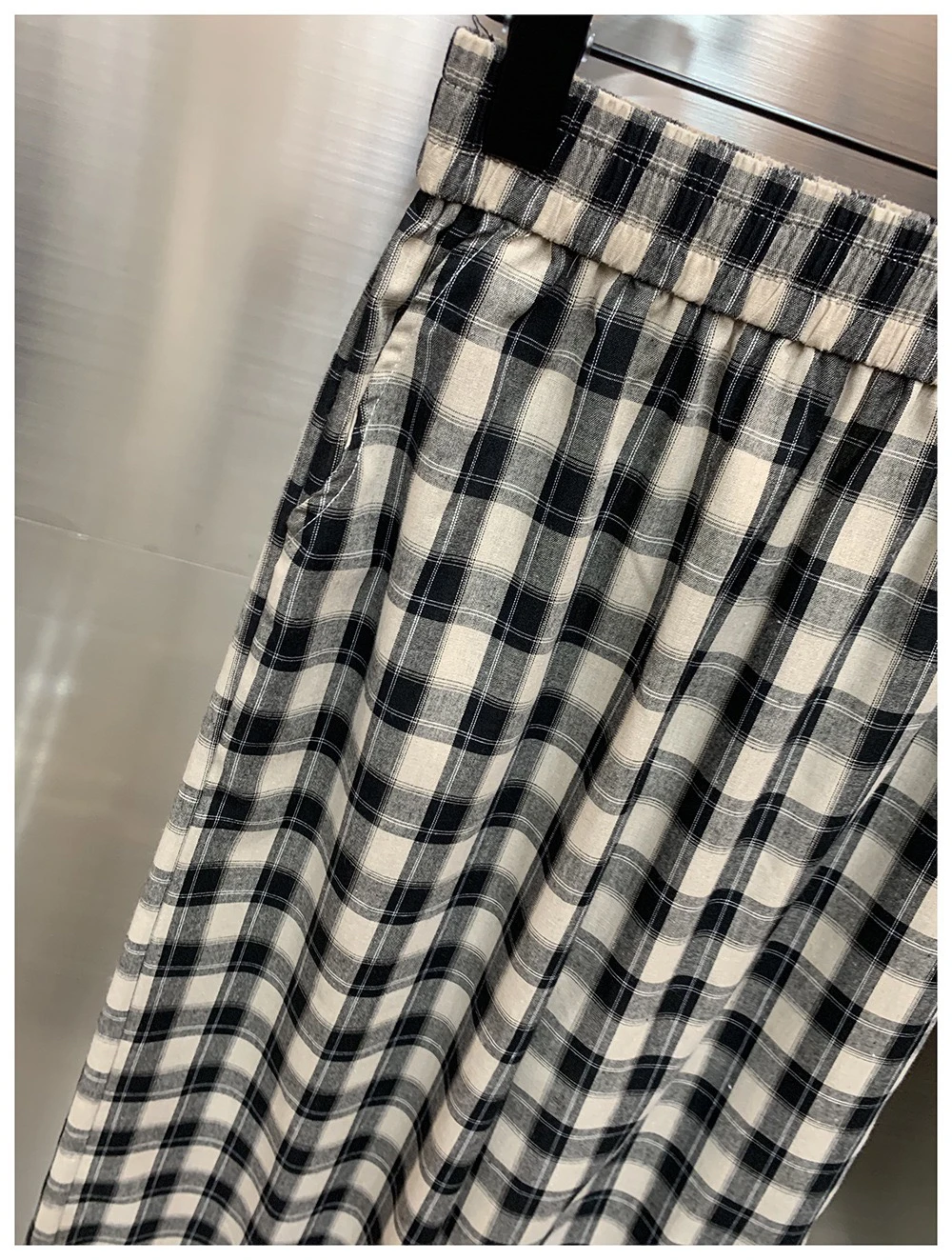 Sommer 2025 Hochgeschnittene Drapierte Weite Hose Schwarz-Weiß Karierte Lange Hose Schlankmachend Sonnenschutz Lässige Baumwolle Gerades Bein ...