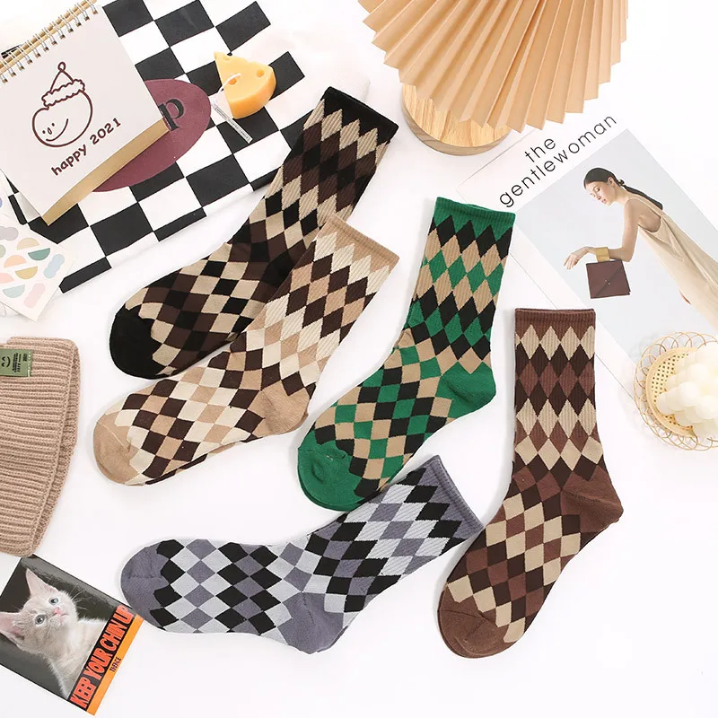 Harajuku Vintage Socks Japanese College Style Retro Diamond Pattern Argyle Knitting Kawaii Sock Calcetines Mujer For Girl Meias