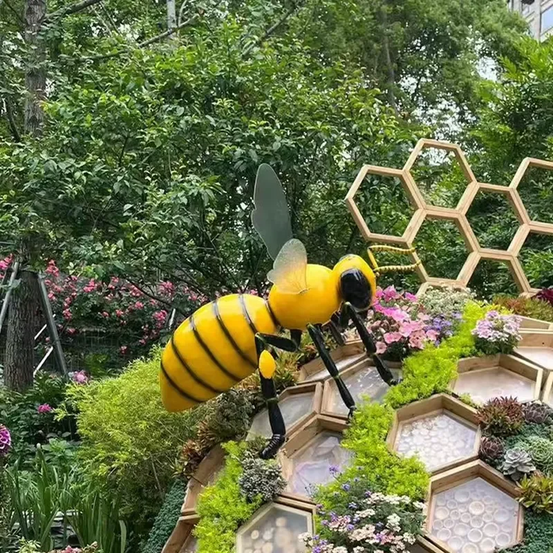 Large Outdoor Fiberglass Bee Statue Sculpture Resin Crafts for Garden Decorations on Sale