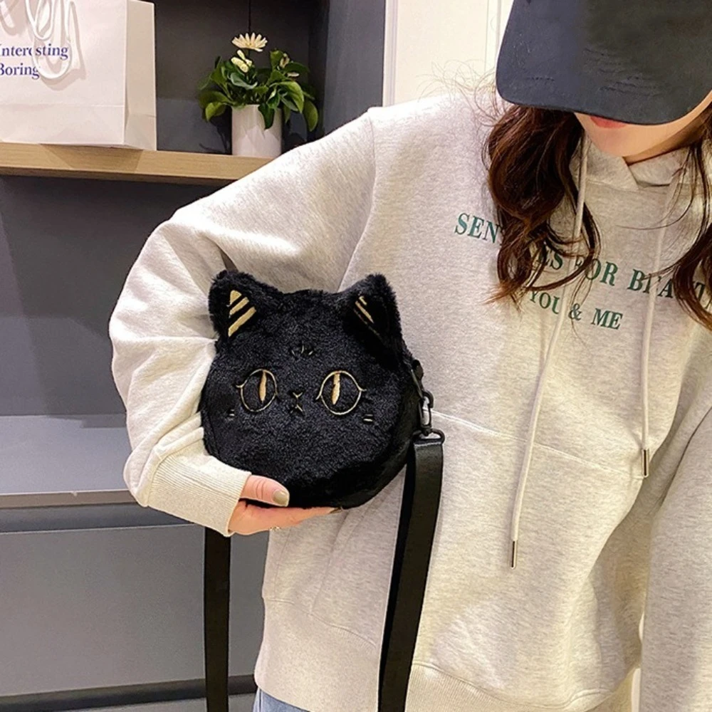 New Design Cartoon Cat Plush Single Shoulder Bag Cute Black Phone Bag Korean Style Embroidered Crossbody Sling Bag Winter