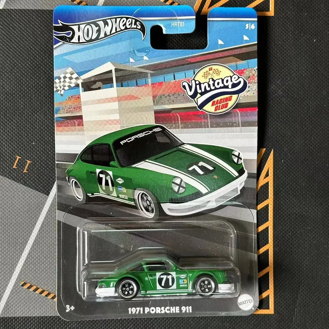 Hot Wheels Hrt81 Vintage Racing Club Car Model 2000gt Car Collectible Metal Diecasts Toy Ornament Model Children Birthday Gift