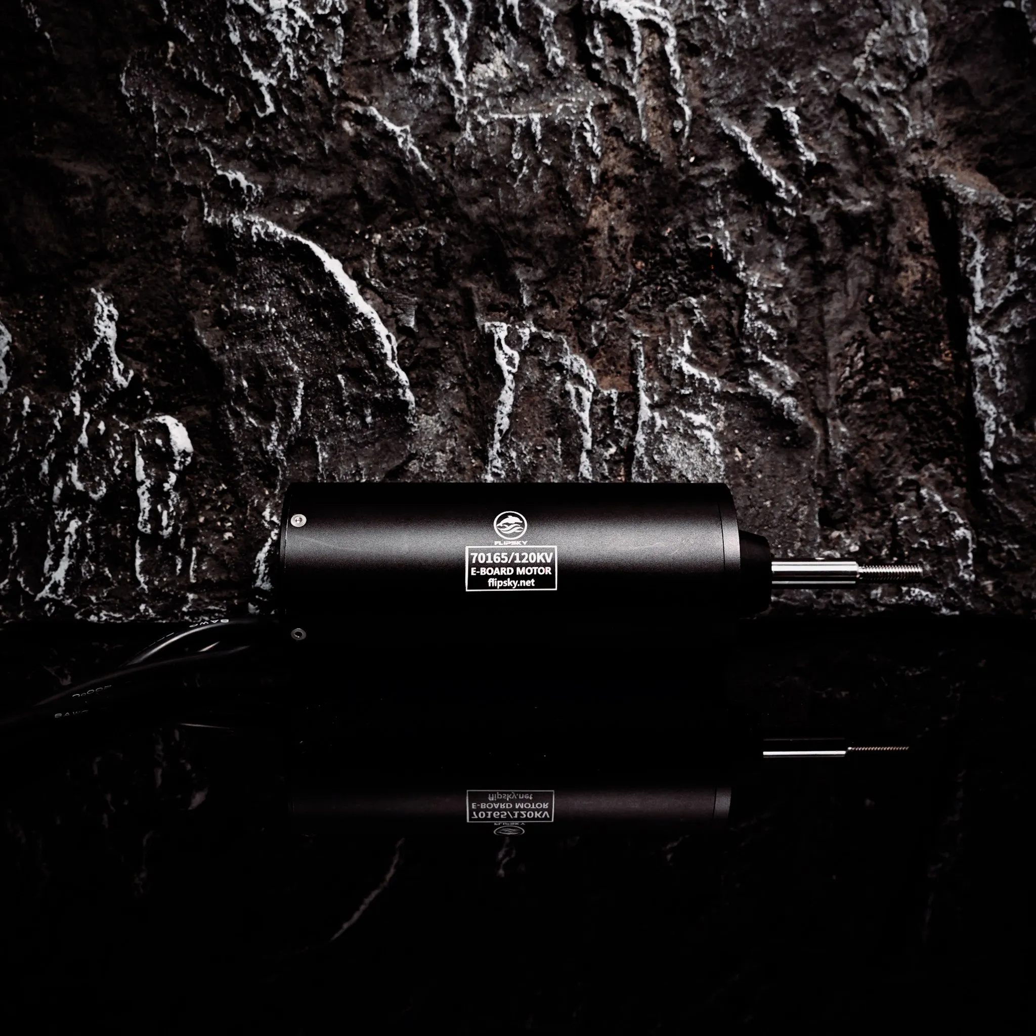 

Flipsky 70165 Sensorless Brushless Motor 120KV 8800W Fully Waterproof for Surfing Boat Underwater Thruster Hydro Efoil