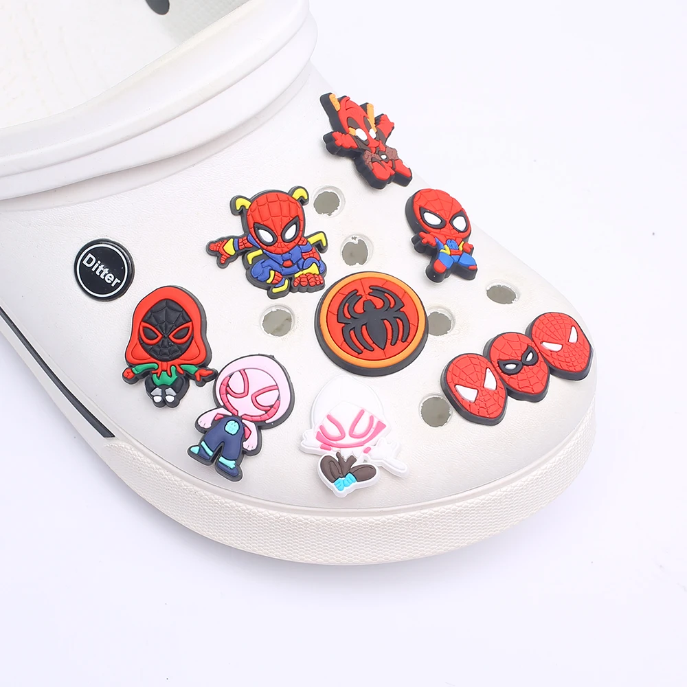 1-17 buah produk baru Spider-Man PVC Shoe Charm Dekorasi Aksesori gesper Aksesori Fit Band gelang