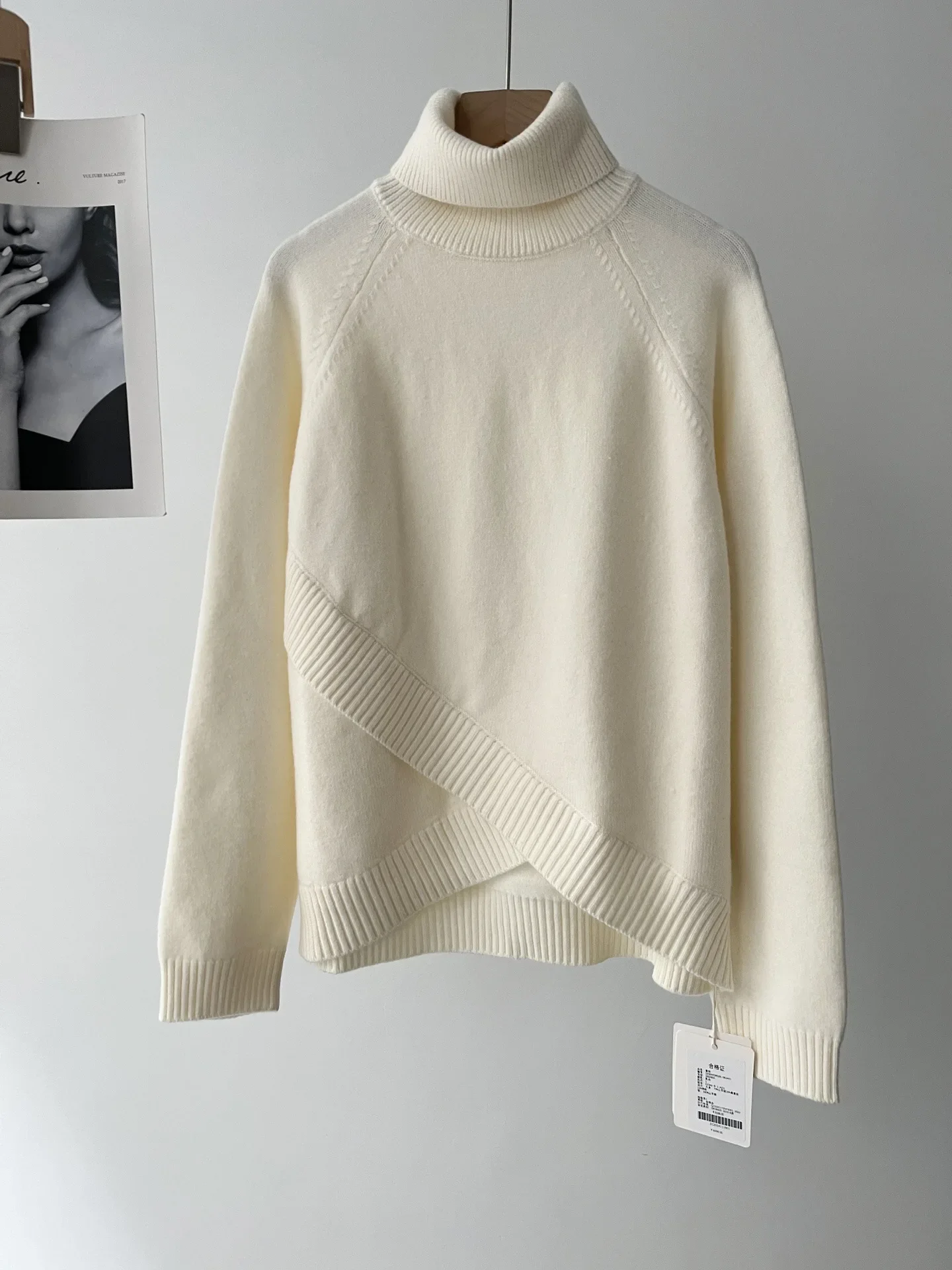 Women's asymmetrical turtleneck knitted sweater women's autumn and winter milky white pullover bottoming sweater top 51C