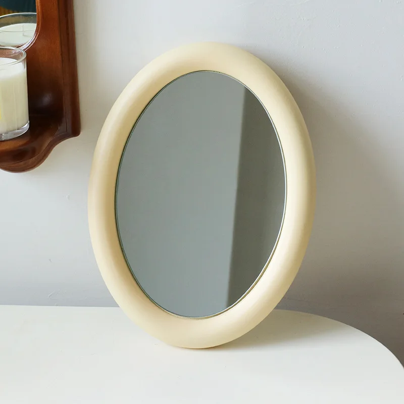 JOYLOVE Nordic Style Round Makeup Mirror Vintage Natural Wood Frame Desktop Dressing Make Up Mirror Table Room Decoration Photo