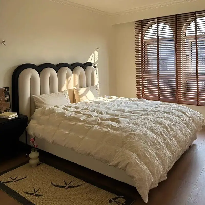 European Beauty Bed Modern Fashion Creative Loft Frame Full Wooden Interior Sleeping Bed Luxury Leather Muebles Salon Furniture