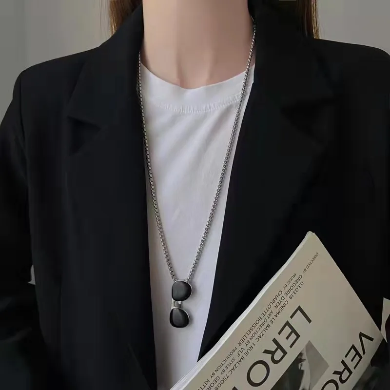 Sun sunglasses necklace ins titanium steel personalized decoration European and American simple sweater chain trend
