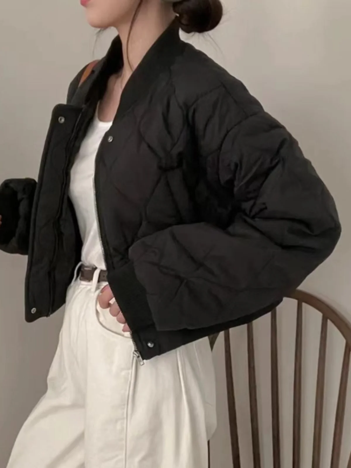 Chaqueta de aodón con patrón de diamantes cortos a la moda para mujer, Top cálido de invierno, corte hoado, estilo corean...