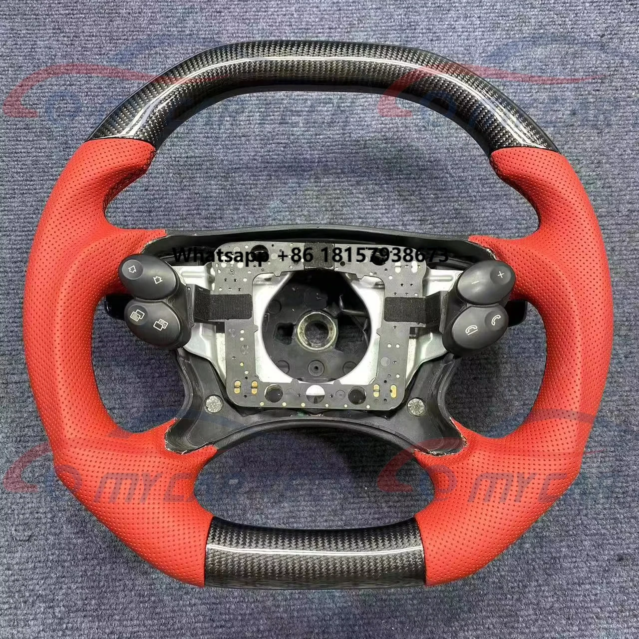 

Carbon Fiber Steering Wheel for W219