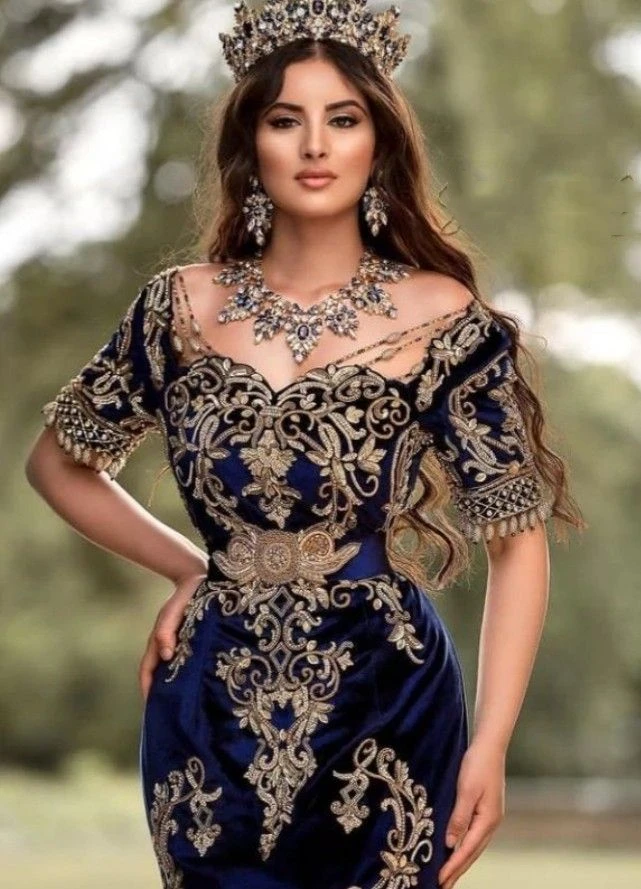 Luxury Arabic Dubai Mermaid Evening Dresses Short Sleeves Gold Lace Customized Classic Velvet Wedding Party Formal Event Gowns