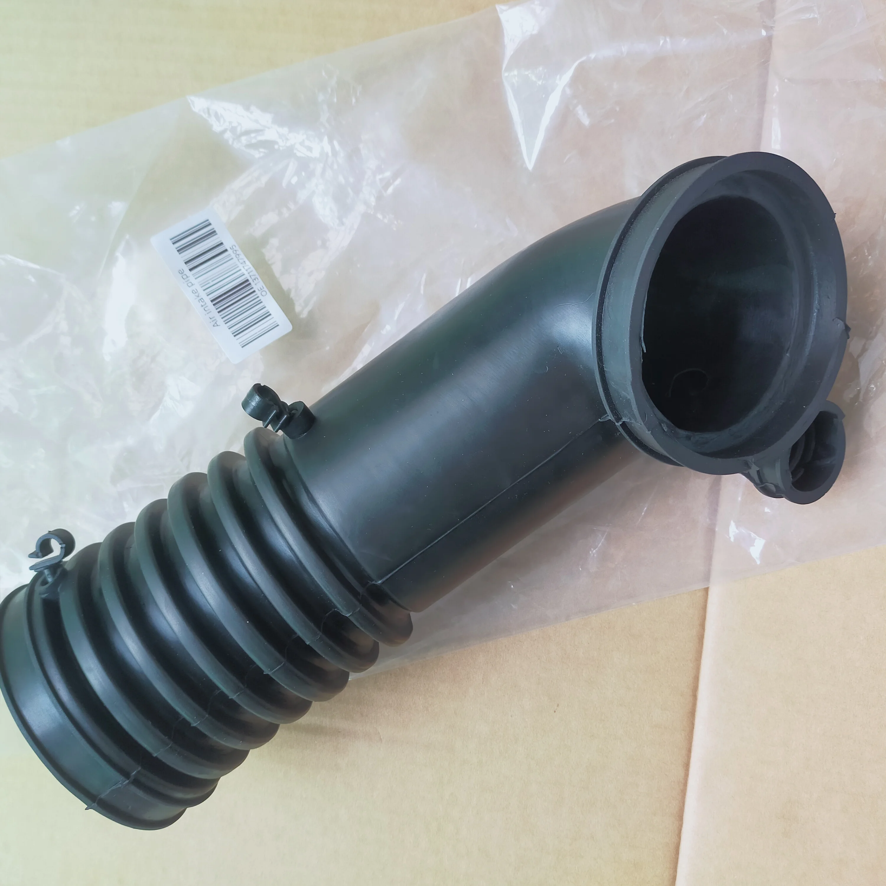 13711747995 Mass Air Sensor Boot Air Intake Hose Pipe For BMW E32 E34 E38 540i 740i 740iL
