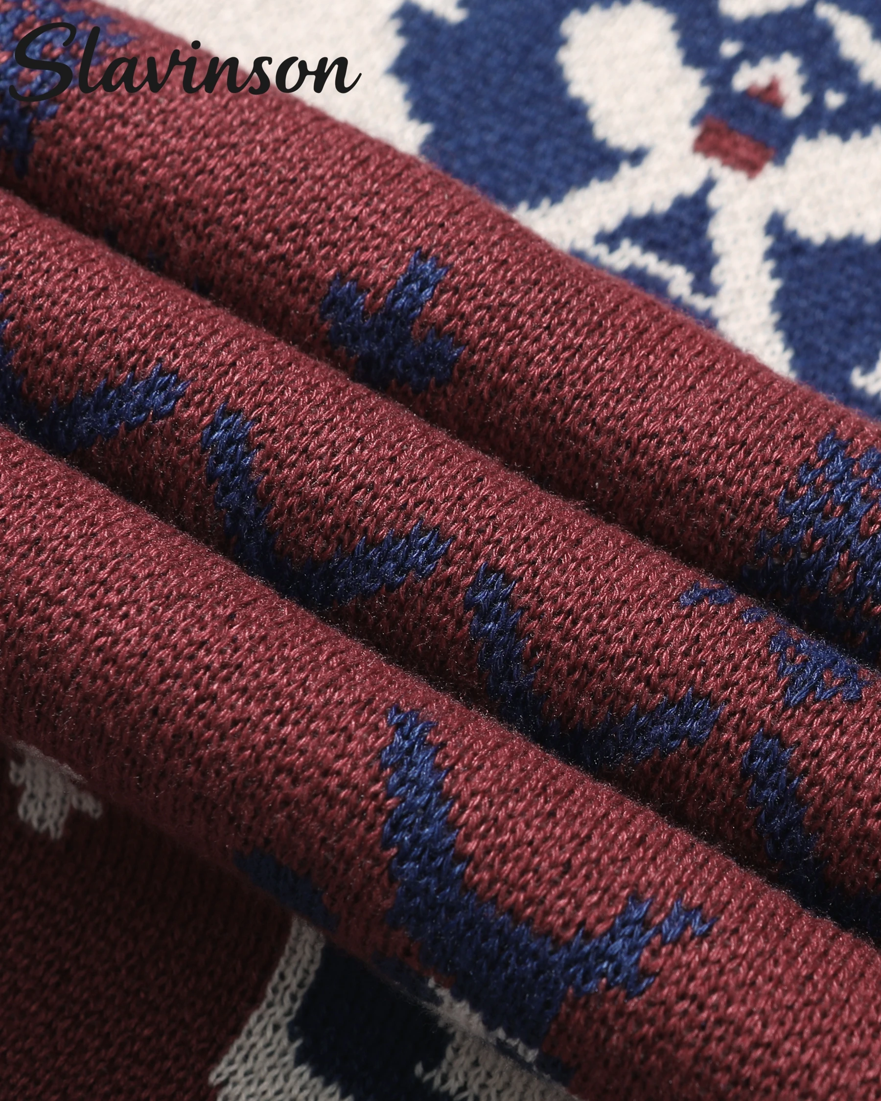 Men's Hooded Sweater with Intricate Christmas Pattern, Warm Knit Fabric, Stylish & Comfy, Perfect for Christmas Season Activitie