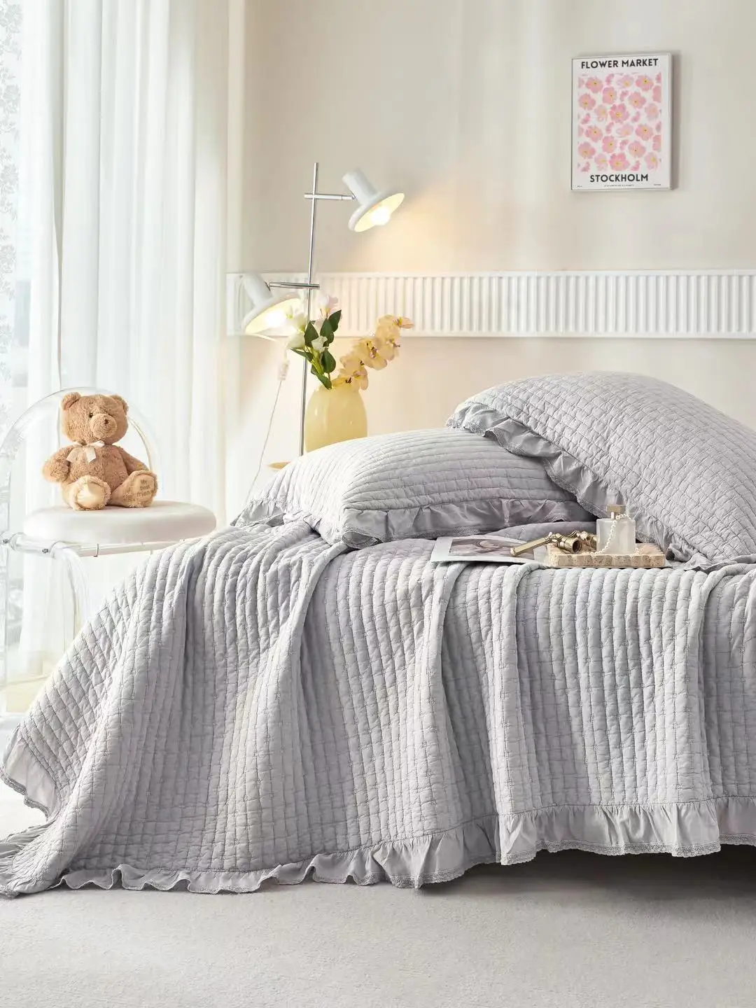 

Premium 3-Piece Cotton Quilt Set - Lightweight Summer Bedspread & Thick Padded Sheet, Soft Enzyme Washed, Elegant Embroidery