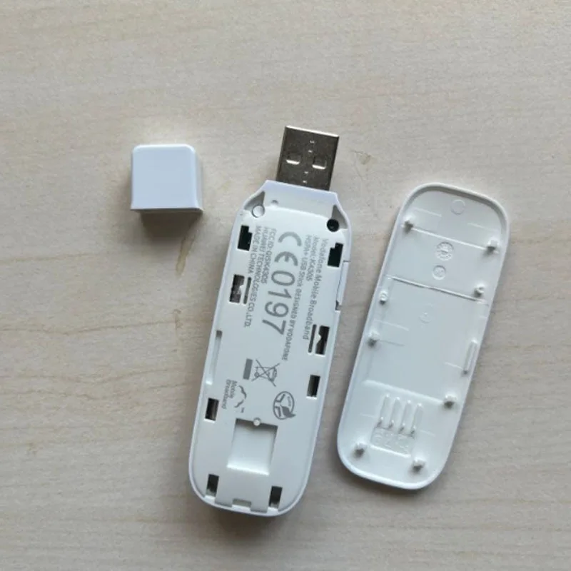 HUAWEI  Vodafone K4305 3G USB Stick 21.6Mbps