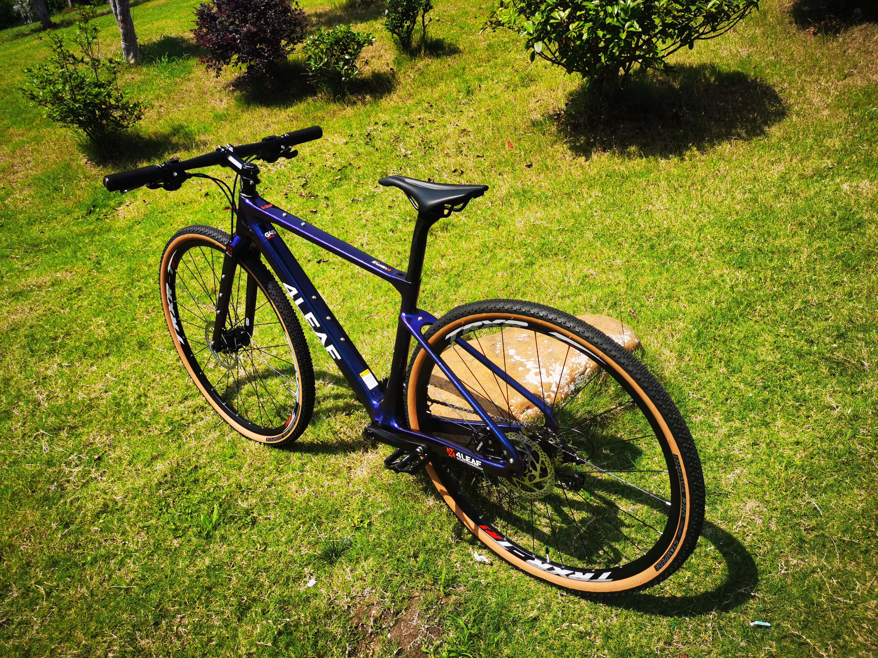 Multisize Carbon Gravel Road Bike, Carbon Fiber Material, 11 Speed Gear System, Hydraulic Disc Brake Urban Cycling Bicycle view 3