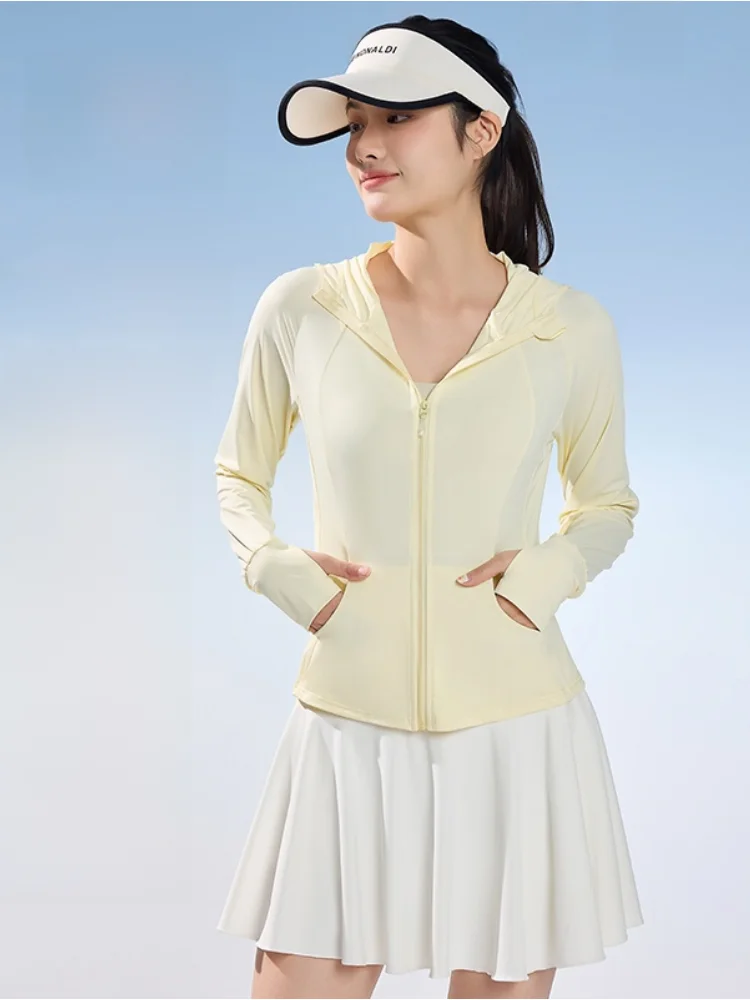 

Легкая дышащая женская летняя одежда из ледяного шелка для йоги, шляпа с защитой от ультрафиолета, приталенный костюм для йоги, молодежный модный костюм