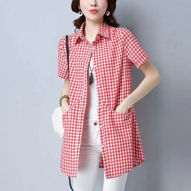 

Vintage Lapel Button Pockets Spliced Plaid Shirts Women's Clothing 2025 Summer New Loose All-match Tops Commuter Blouses