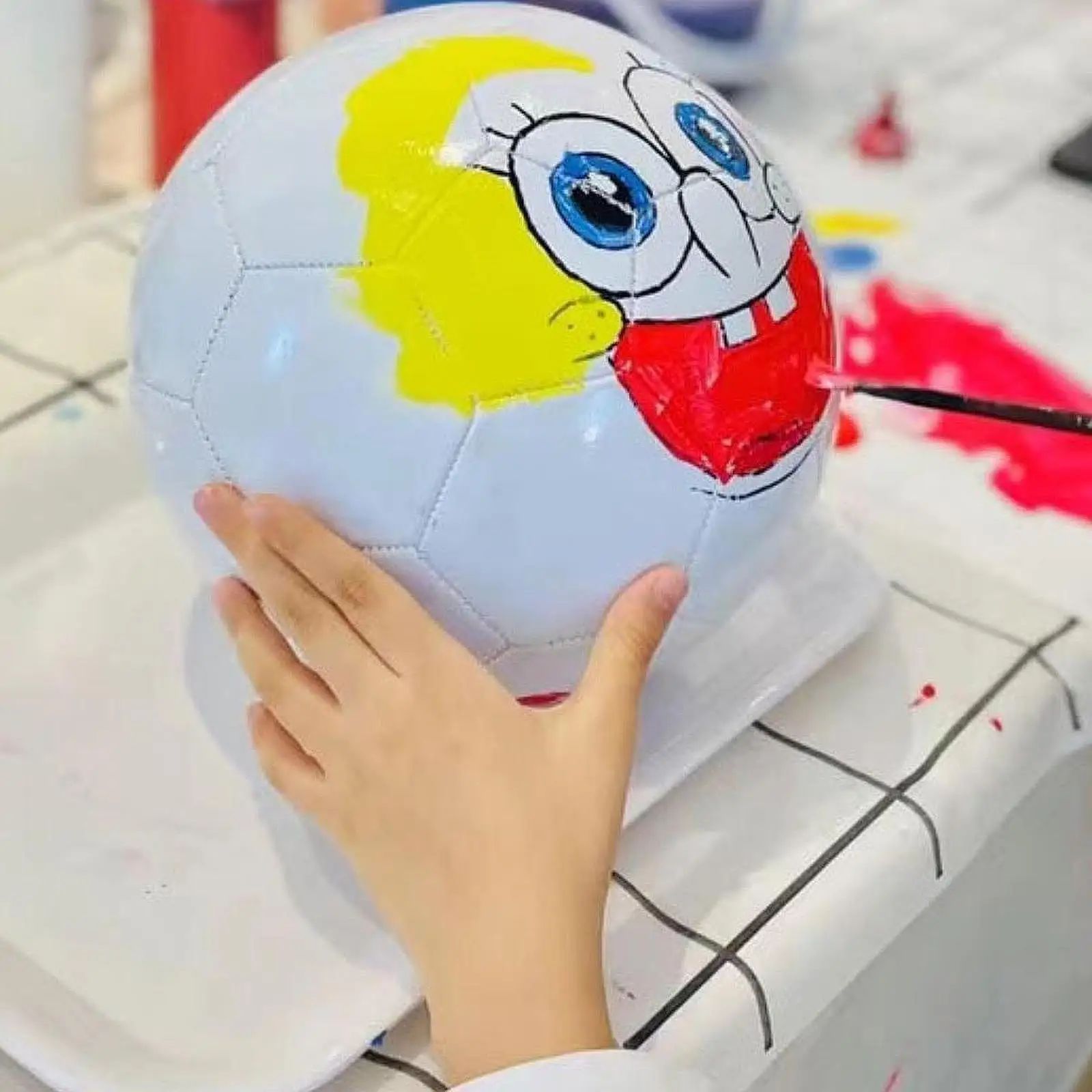 

Painting White Soccer Ball, Football Soccer Practice Futsal 5 Size DIY Toy with Marker Paint Your Soccer Ball for Club Party