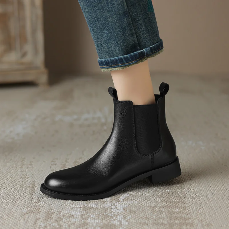 Genuine Leather Women Ankle Boots Autumn Winter 3cm Low Heels Shoes Elegant Round Toe Black Brown Chelsea Boots Plus Size 31 43