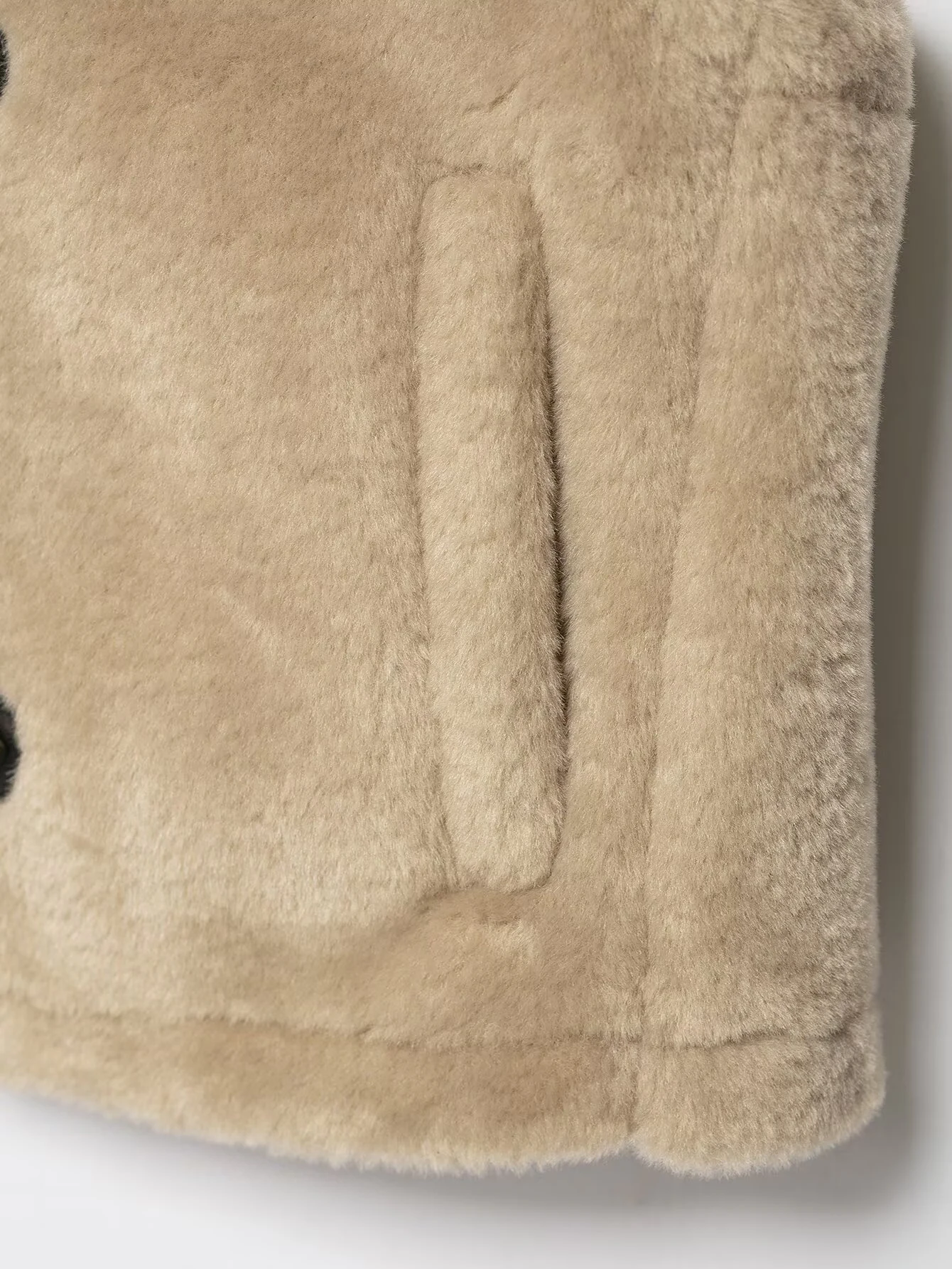 DEEABAE الخريف منتج جديد المرأة قصيرة مقنعين حبل مشبك الديكور الصوف سترة الفراء سترة