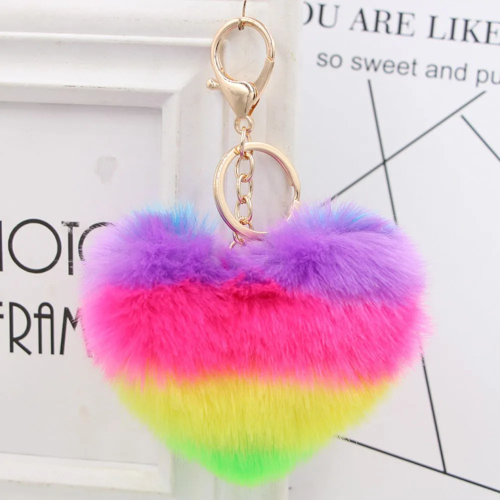 Llaveros de pompón esponjoso para mujer, pompón suave en forma de corazón, llavero de conejo falso, accesorios para bolso de coche, 10 piezas por juego