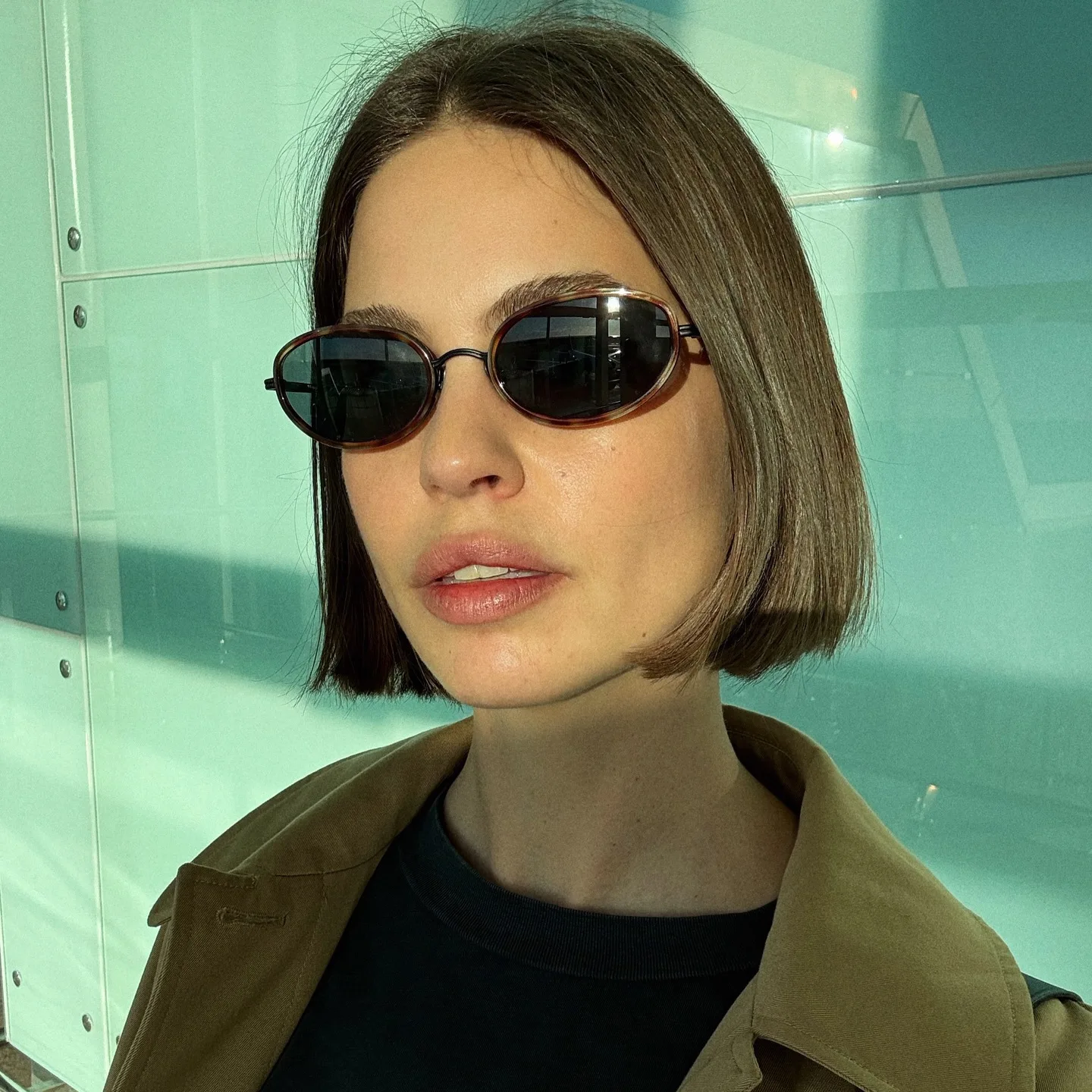 

Oval Sunglasses for Men Women Fashion Color Eyewear Men Metal Outdoor UV400 Travel Glasses Women