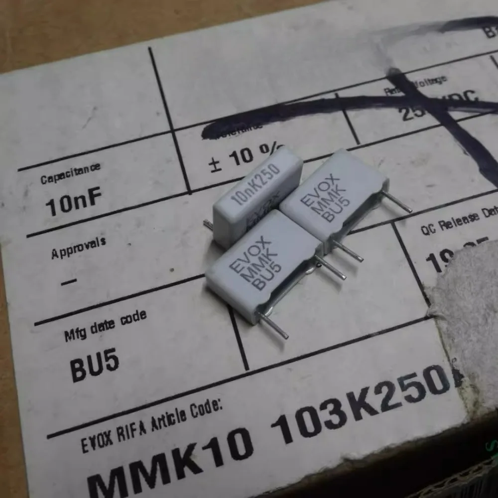 

20pcs/lot MMK10 0.01uf/250v 10nf 103 Brand New 10mm Film Capacitor
