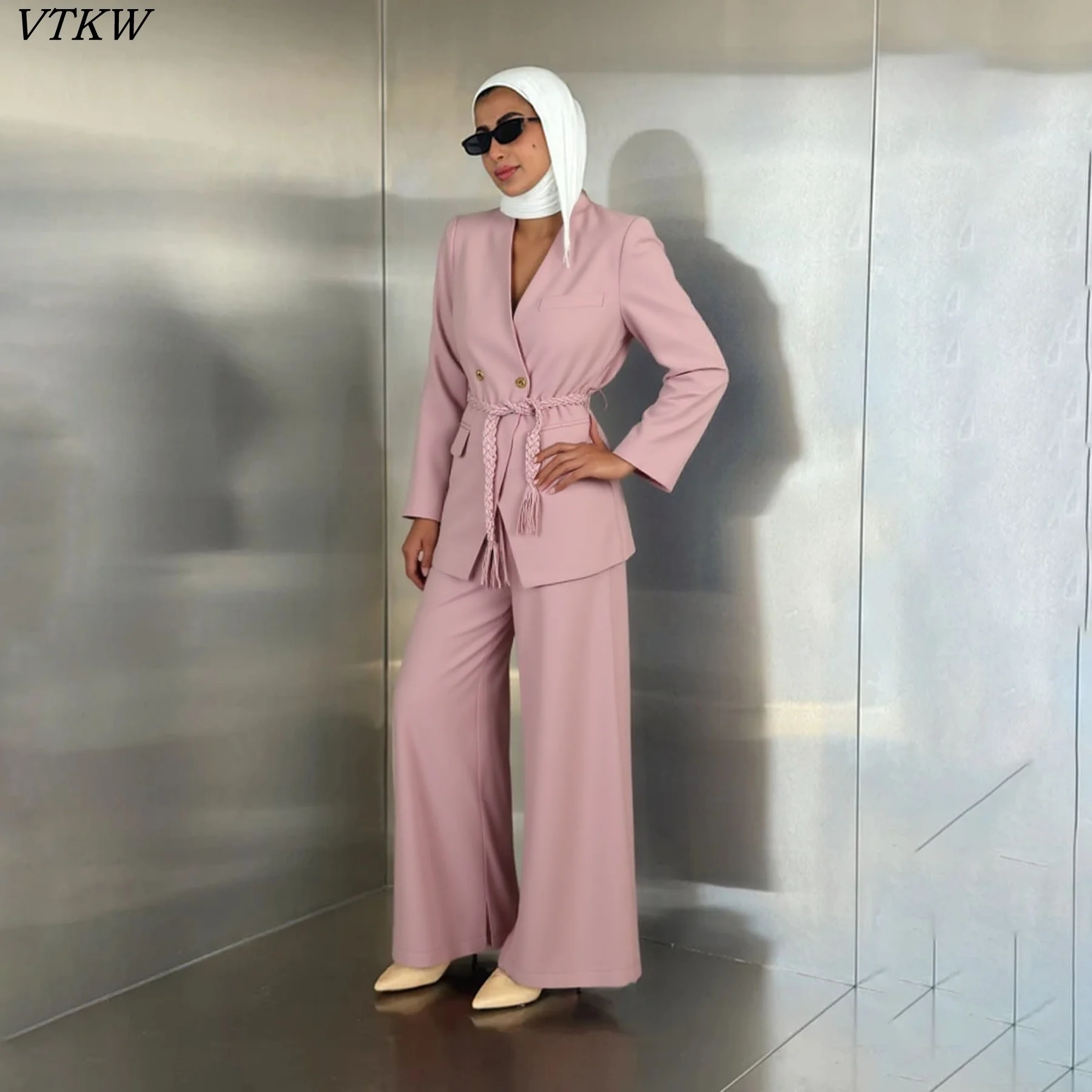 

VTKW V-neck Strap Solid Color Fitted Slim-fit Versatile Women's Blazer For Spring 2025. High-quality New Loose Pants Set