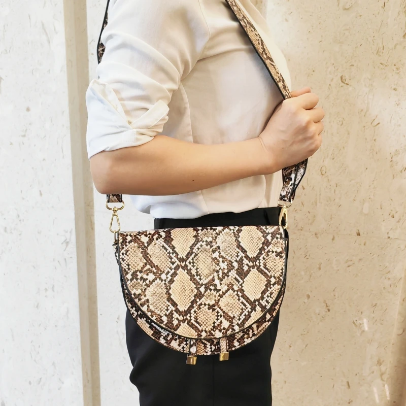 Fashion Snake pattern PU Leather Women Saddle Bag Luxury Shoulder Bags Small Round Handbag lady Crossbody Messenger Bag bolso