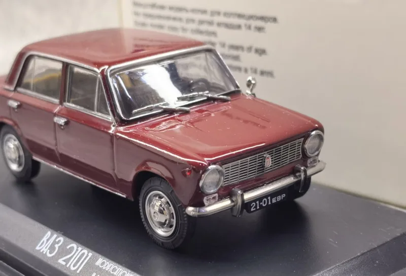 

1/43 New Arrival Special Price Diecast Metal Russian BA3 2101 Classic Car Model Furniture Display Collection Toys Children