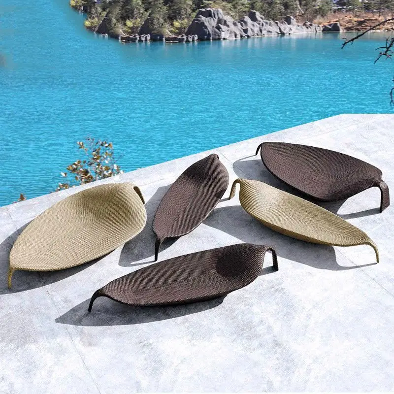Outdoor creative surfboard pool beach lounge chair nap convenient European leisure bed and breakfast fashion leaf lounge chair