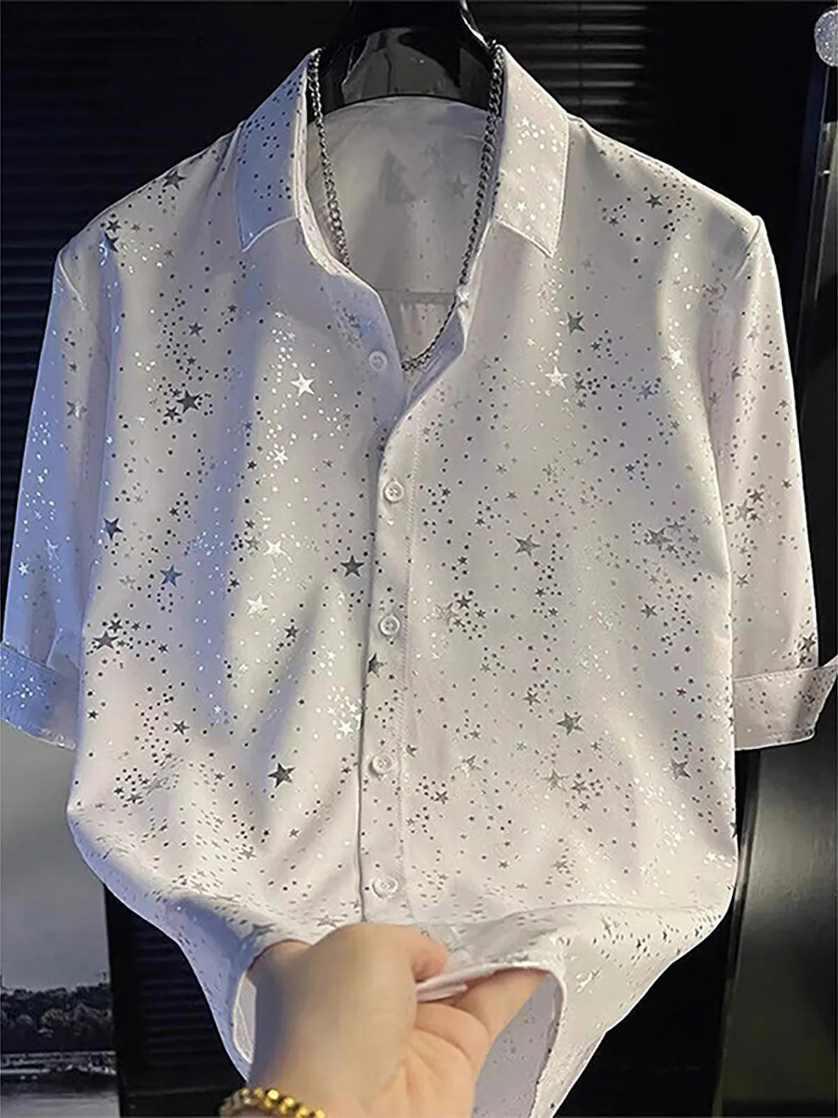 Casual Style Men's Short Sleeve Shirt Summer Breathable Half Sleeve Open Cardigan Drapey Fabric Glittering Trendy Youthwear