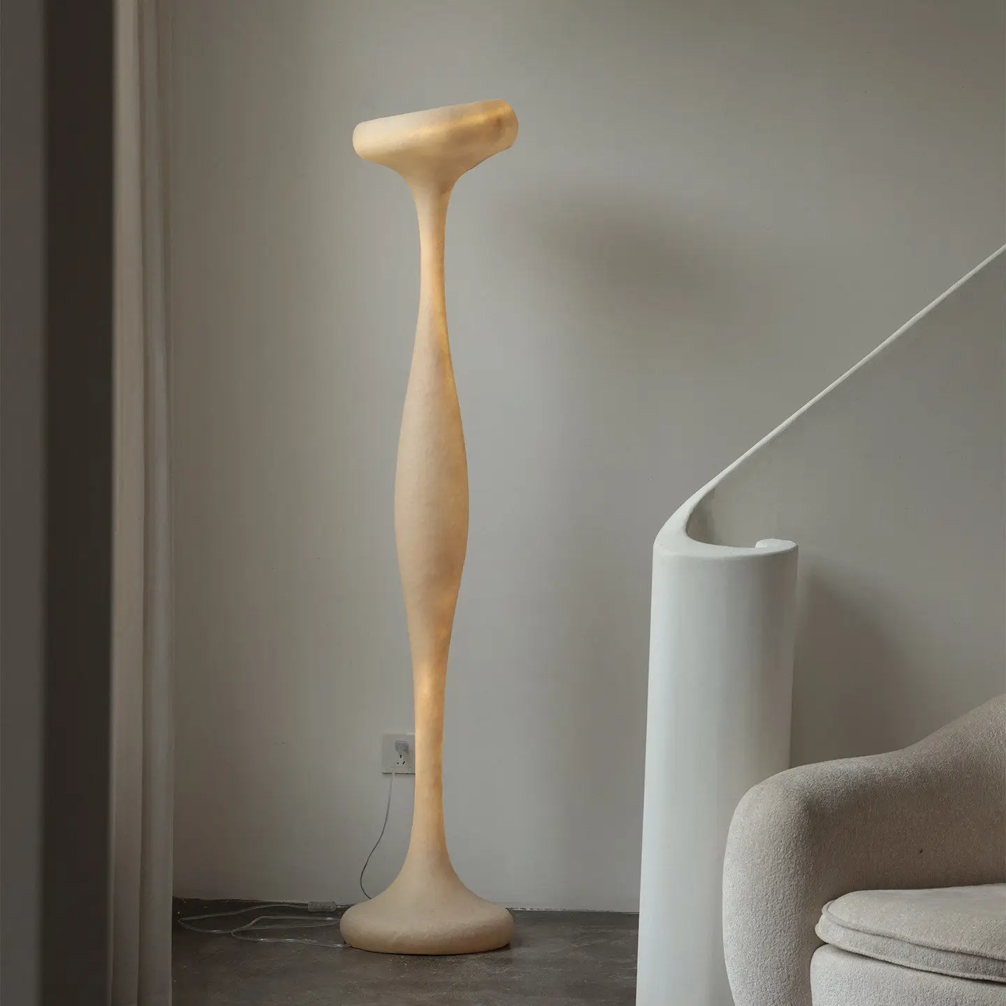 Modern simple wooden floor lamp, living room bedroom creative modeling decorative lamp log color vertical lamp ambient light