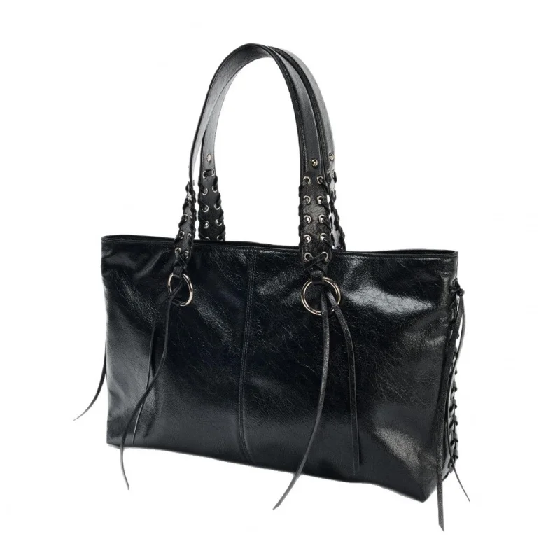 Vintage large-capacity women's bag, versatile for commuting, handbag with rivets and drawstring, travel shoulder bag