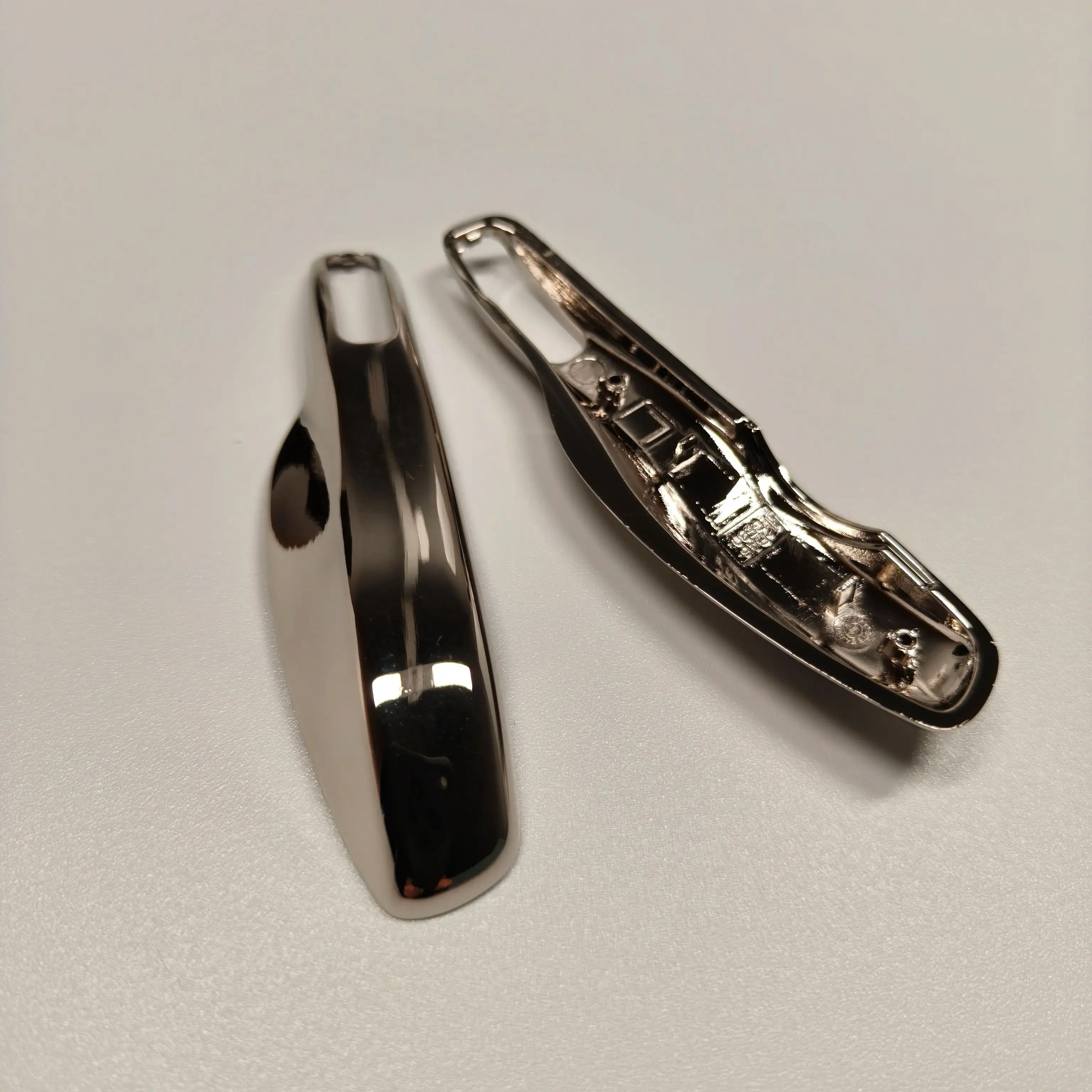 

2 шт., глянцевый хромированный металлический чехол для ключей от автомобиля, подходит для Porsche Cayenne Panamera Macan Cayman