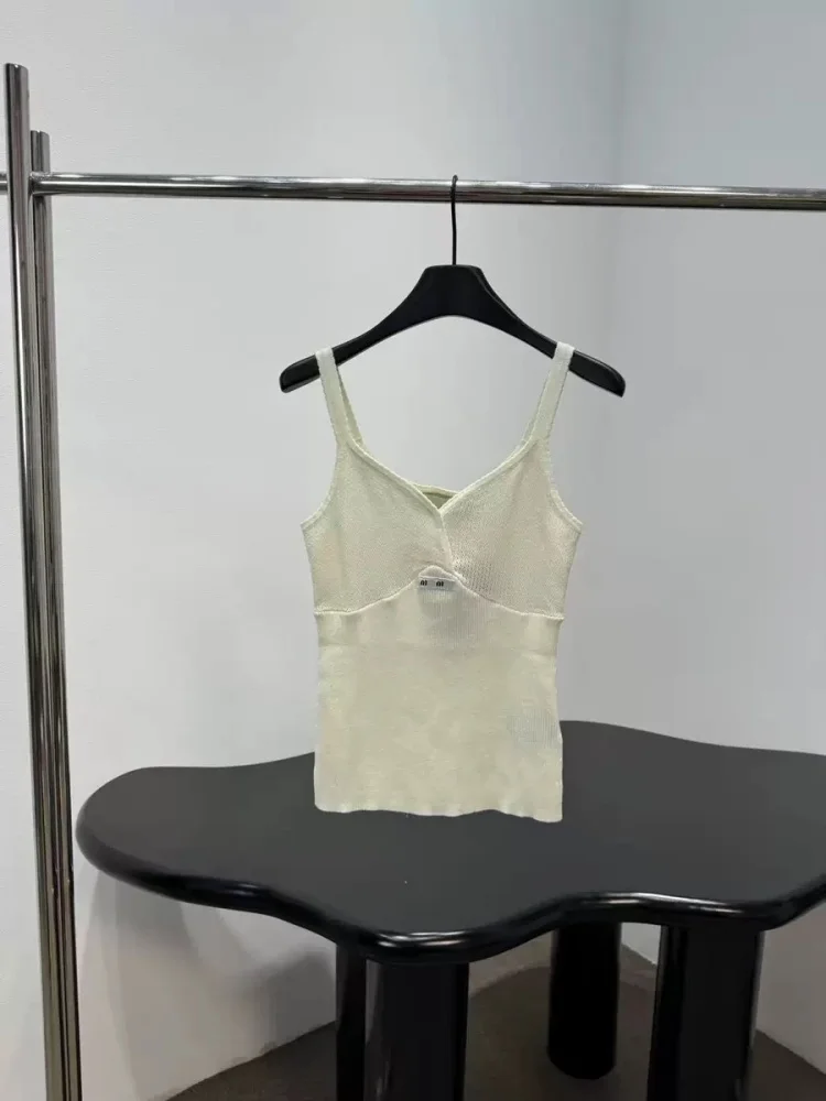

Slim Fit Knitted Letter Logo Embroidery Tank Top Women's Breathable Short Sleeve Woolen Vest Summer New Arrival