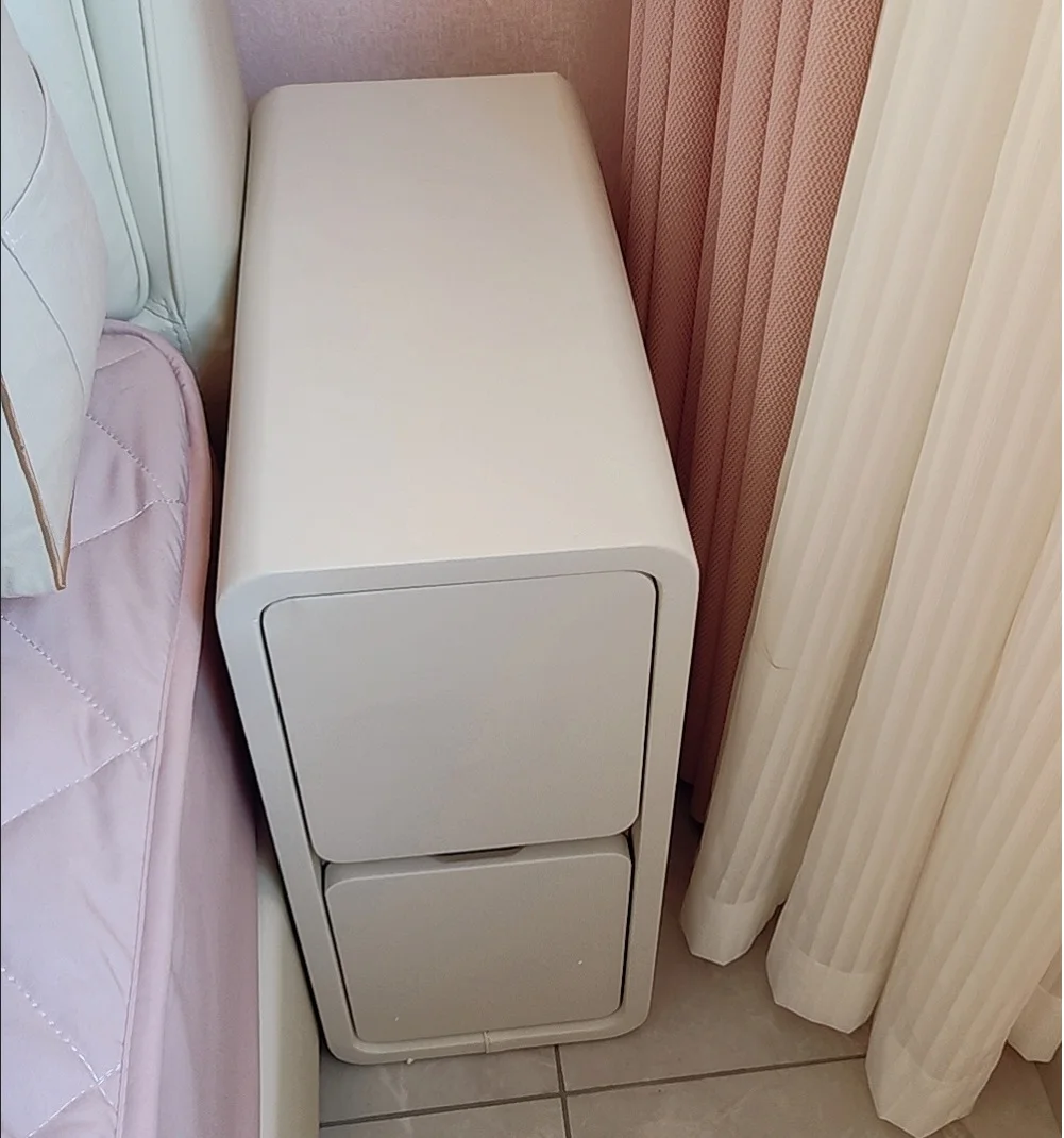 

Solid Wood Bedside Table with 2 Drawers No-Leg Design Small Nightstand for Bedroom Minimalist Narrow Storage Cabinet