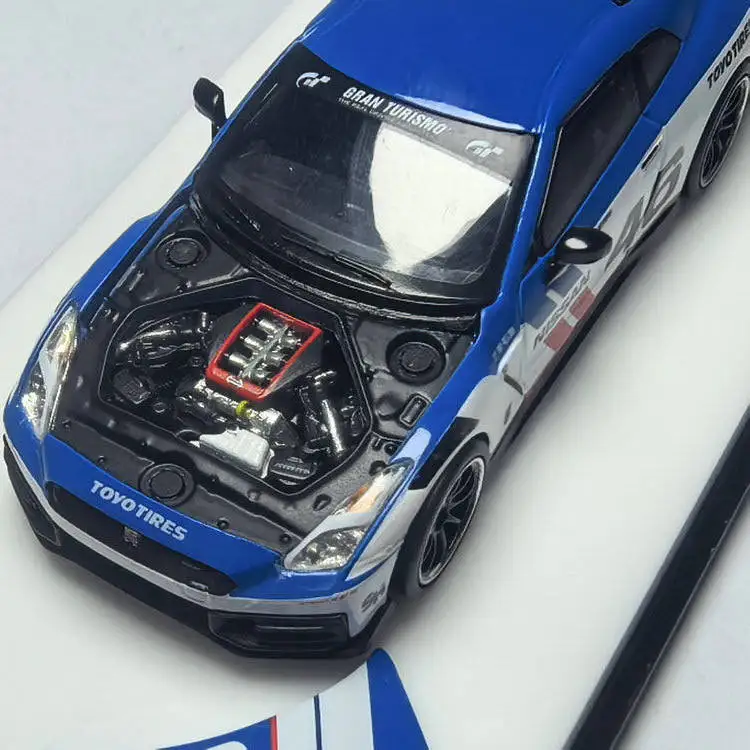 Pre-MC GTR R35 Alloy 1:64 Car Model Simulation Ornament Limited Edition Collectible