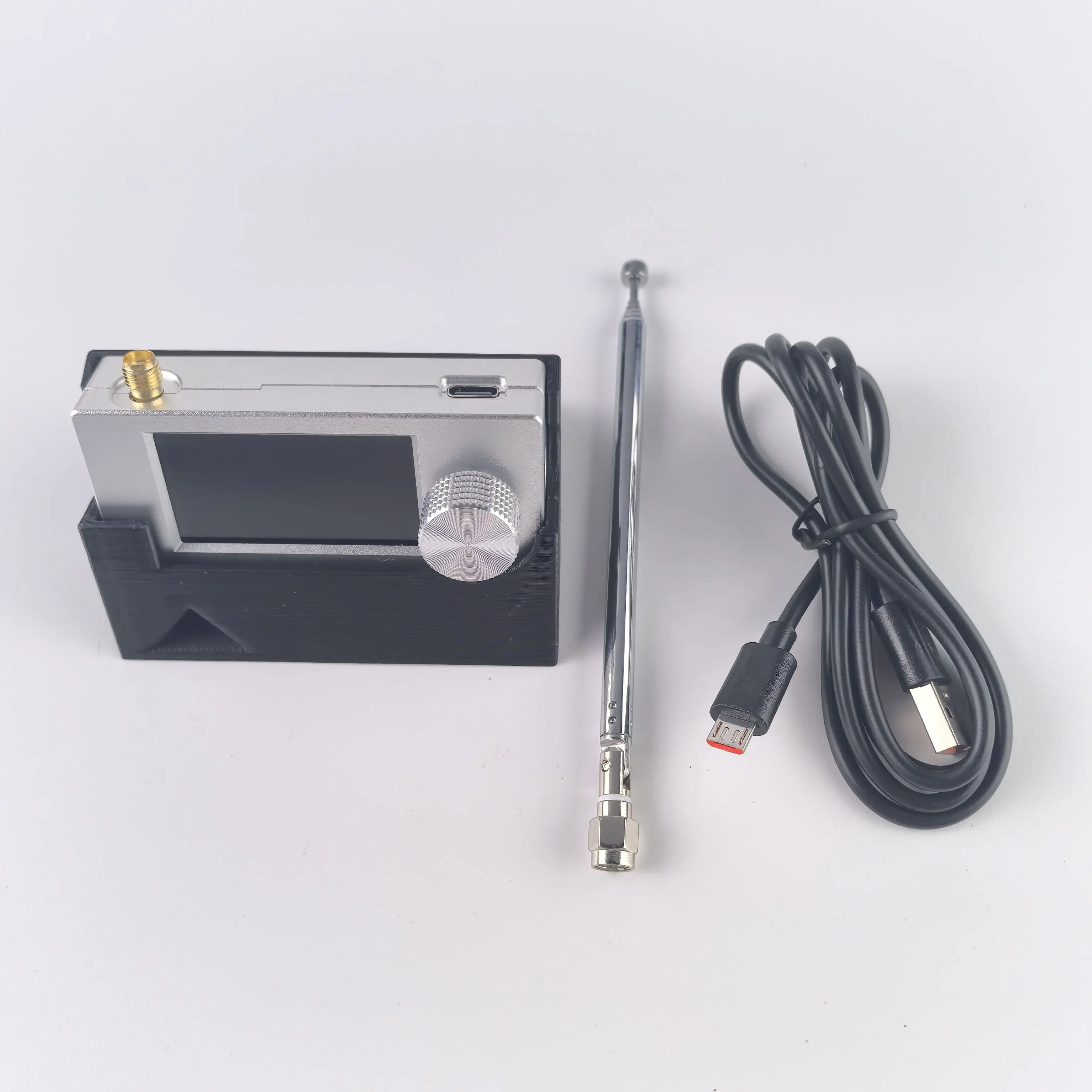 

Металлический серебристый карманный радиоприемник ATS MINI SI4732 DSP с ЧПУ, полнодиапазонный мини-приемник, SW LW AM FM SSB, мини-радио SI4732 с кронштейном