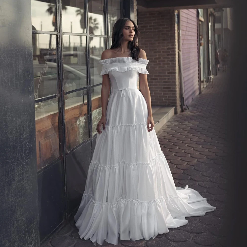 

Vintage Off the Shoulder Wedding Dress with Ruffles A-Line Floor Length Bride Sexy Open Back Short Sleeve Customized Gowns