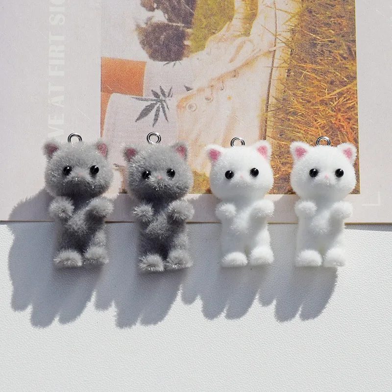 4PCS Kawaii Cat Pendant 3D Fluffy Flocking Animal Cat Charms Miniature Dolls Keychain Necklace Pendant DIY Crafts Jewelry Make