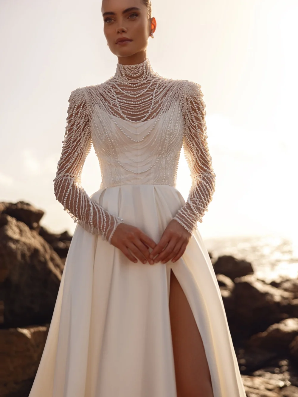 Shimmering Pearls Satin Wedding Dress Modest High Collar Bridal Gown Customized A-line High Slit Long Dresses For Bride