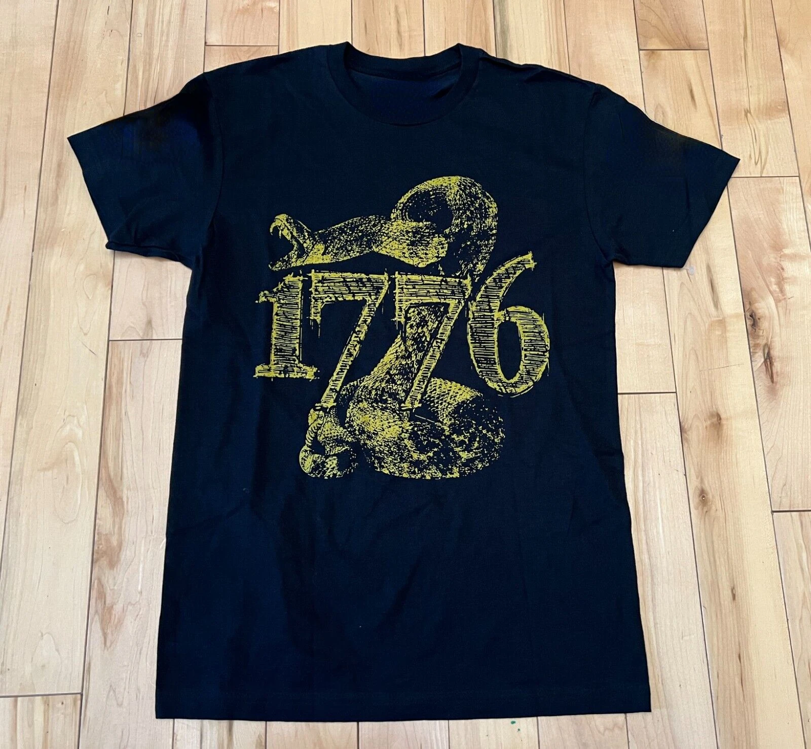 

Dont Tread on Me Distressed 1776 Snake Symbol Grunt T-Shirt New 100% Cotton O-Neck Short Sleeve Summer Casual Mens T-shirt