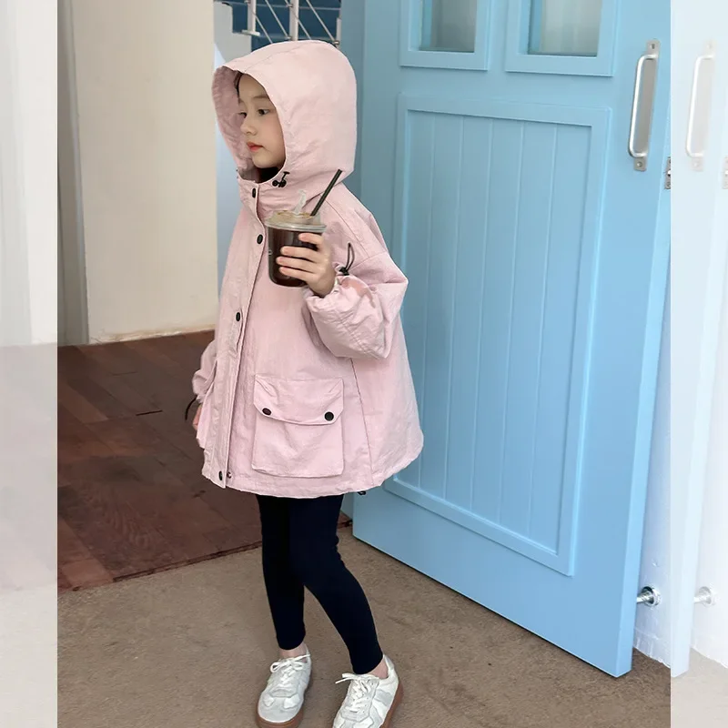 Girls Outerwear 202 New Autumn Childrens Clothing Girls Baby Foreign Style Pink Warm Loose Letters Outdoor Hooded Hardshell