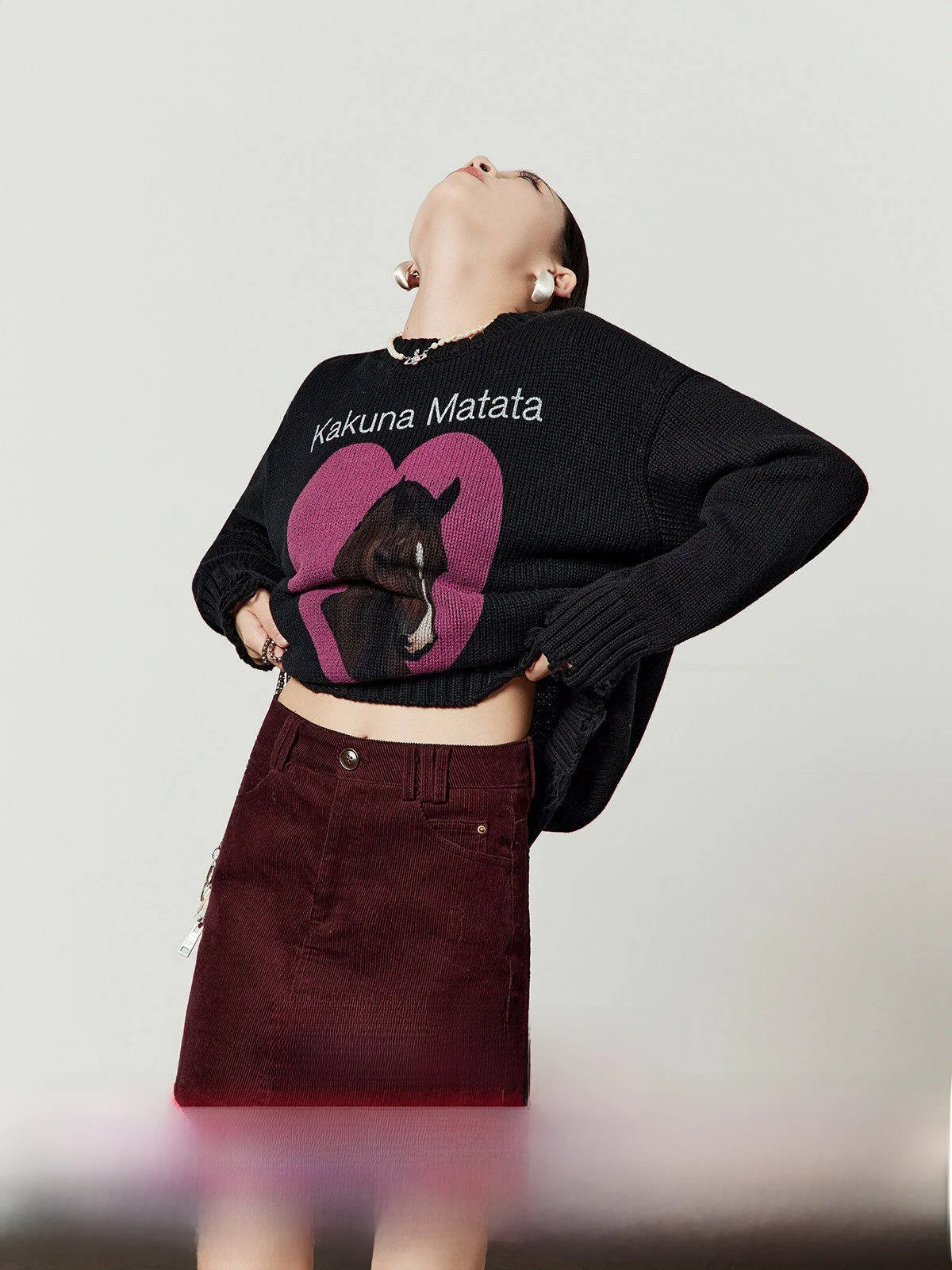 

Свободный свитер с дырками для женщин, модный повседневный, зимний, новинка, красный цвет, круглый вырез, длинный рукав, топ